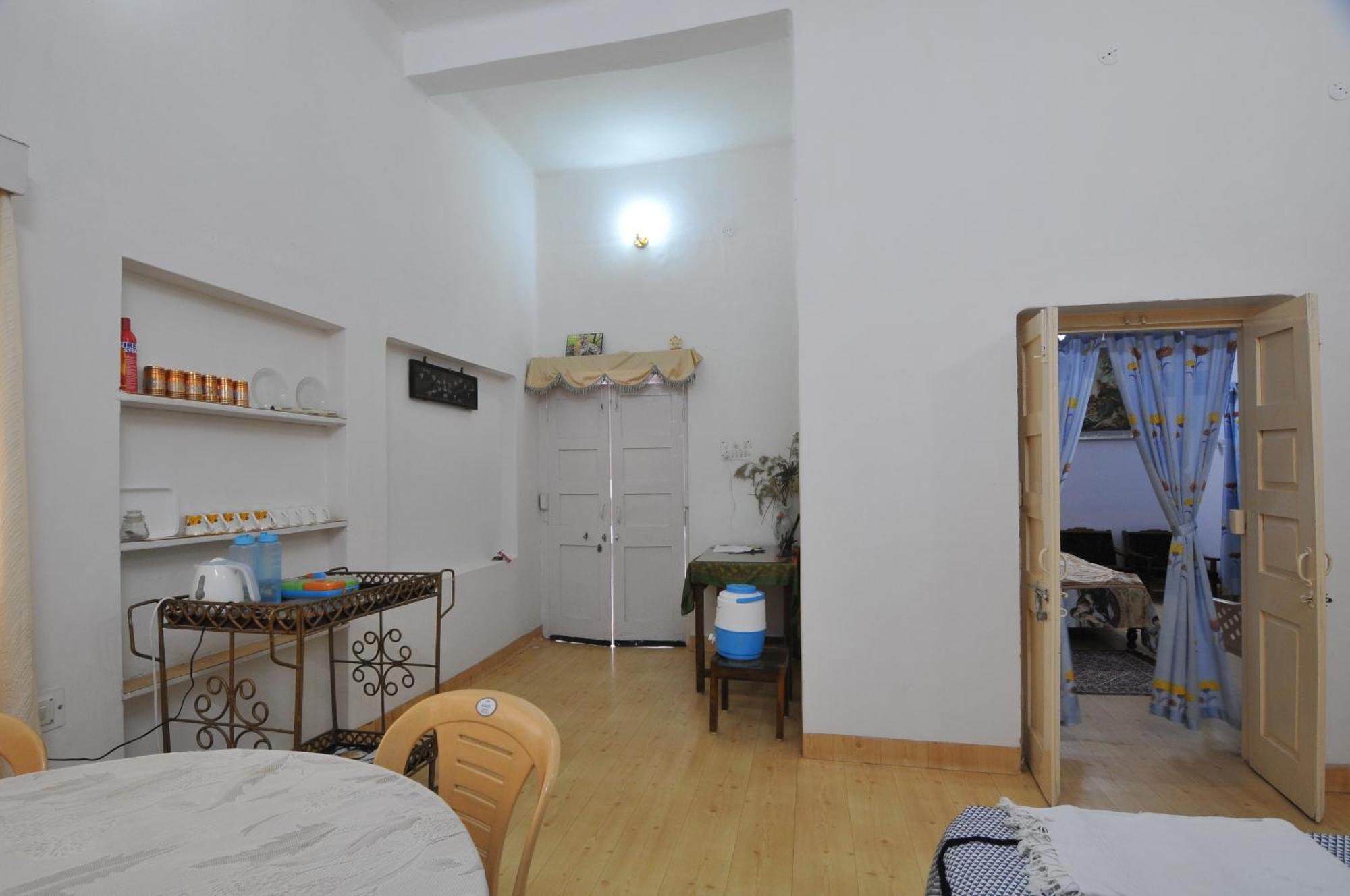 Jheelam Homestay Bhopal Buitenkant foto