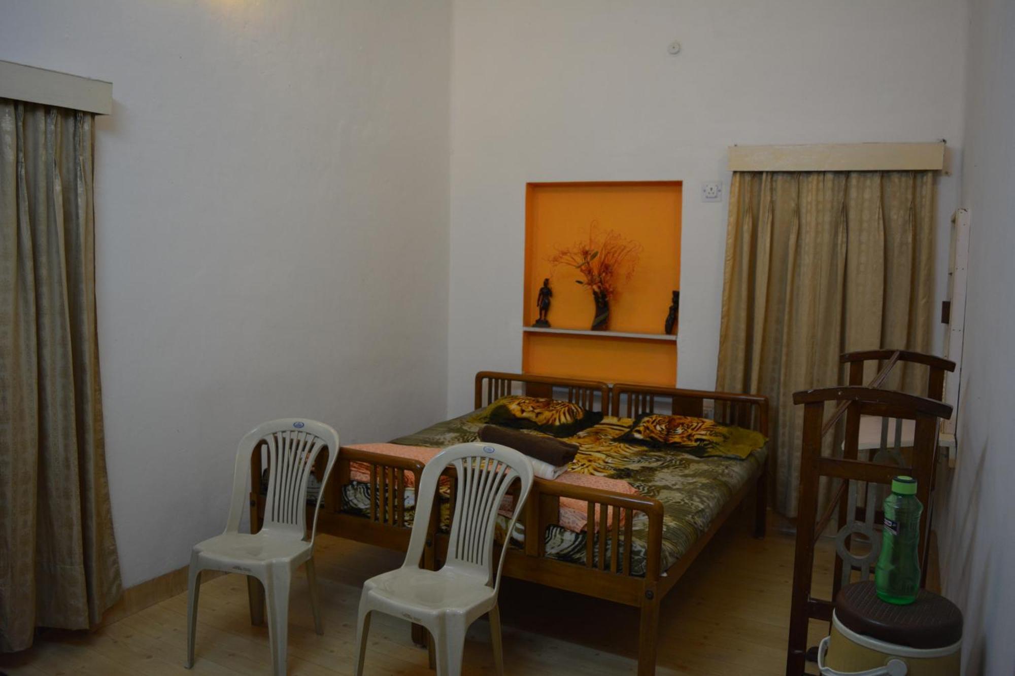 Jheelam Homestay Bhopal Buitenkant foto