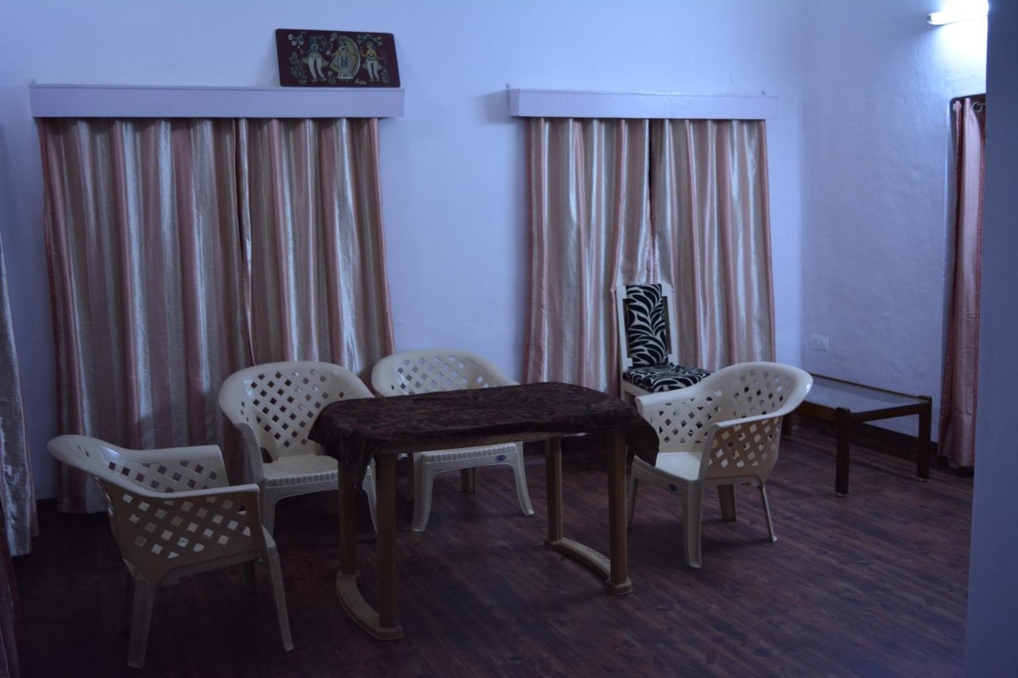 Jheelam Homestay Bhopal Buitenkant foto