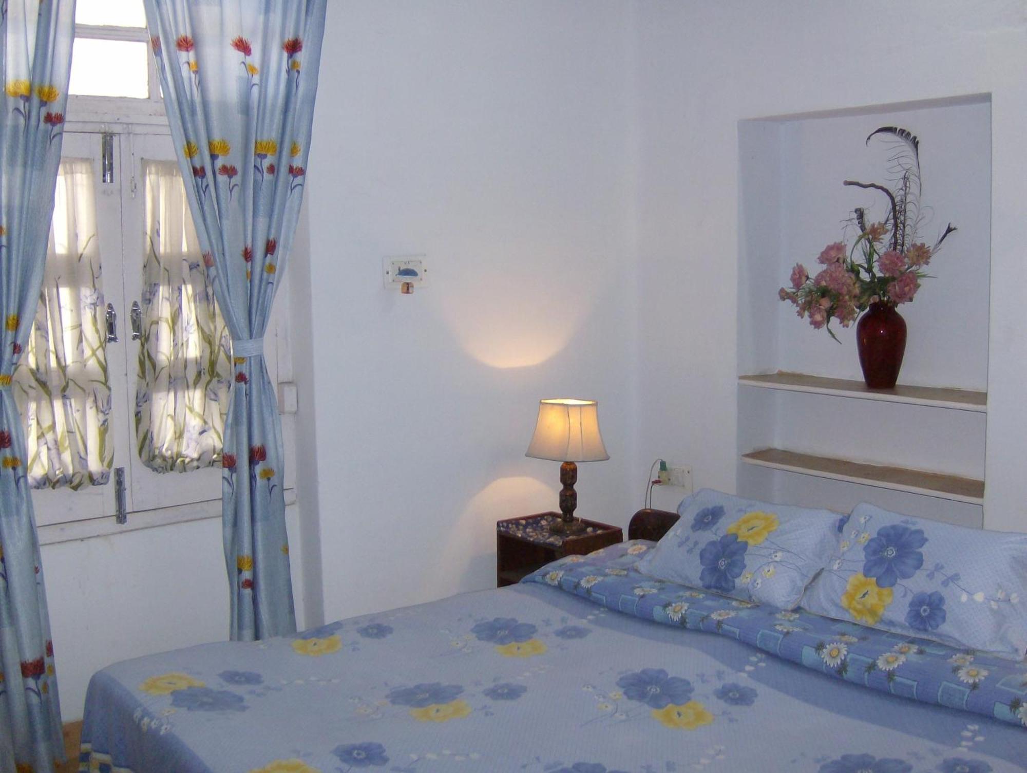 Jheelam Homestay Bhopal Buitenkant foto