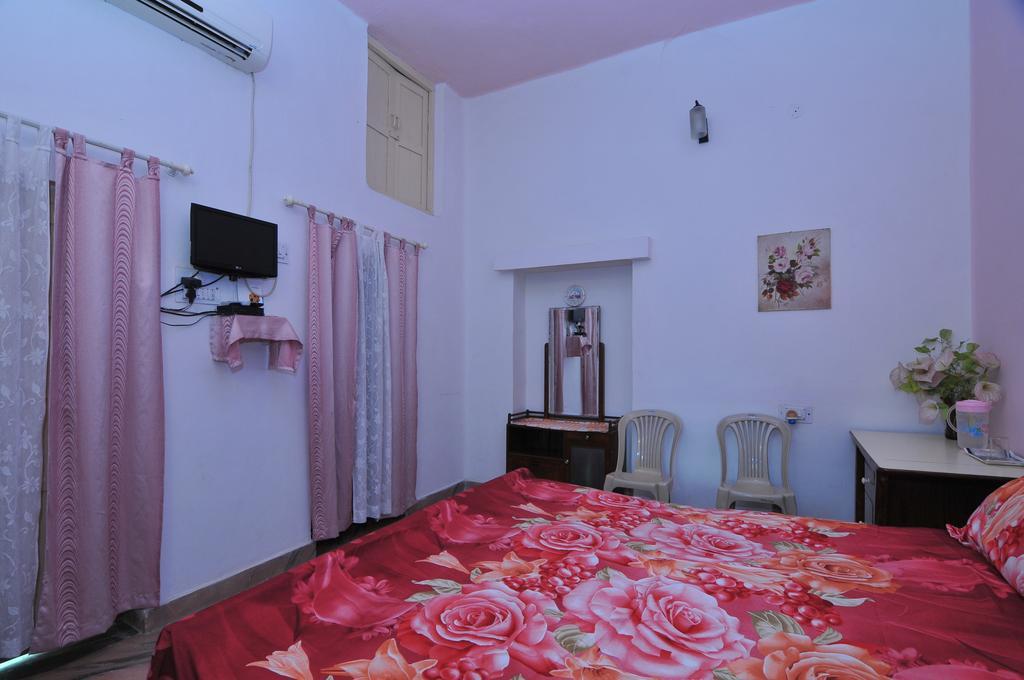 Jheelam Homestay Bhopal Buitenkant foto