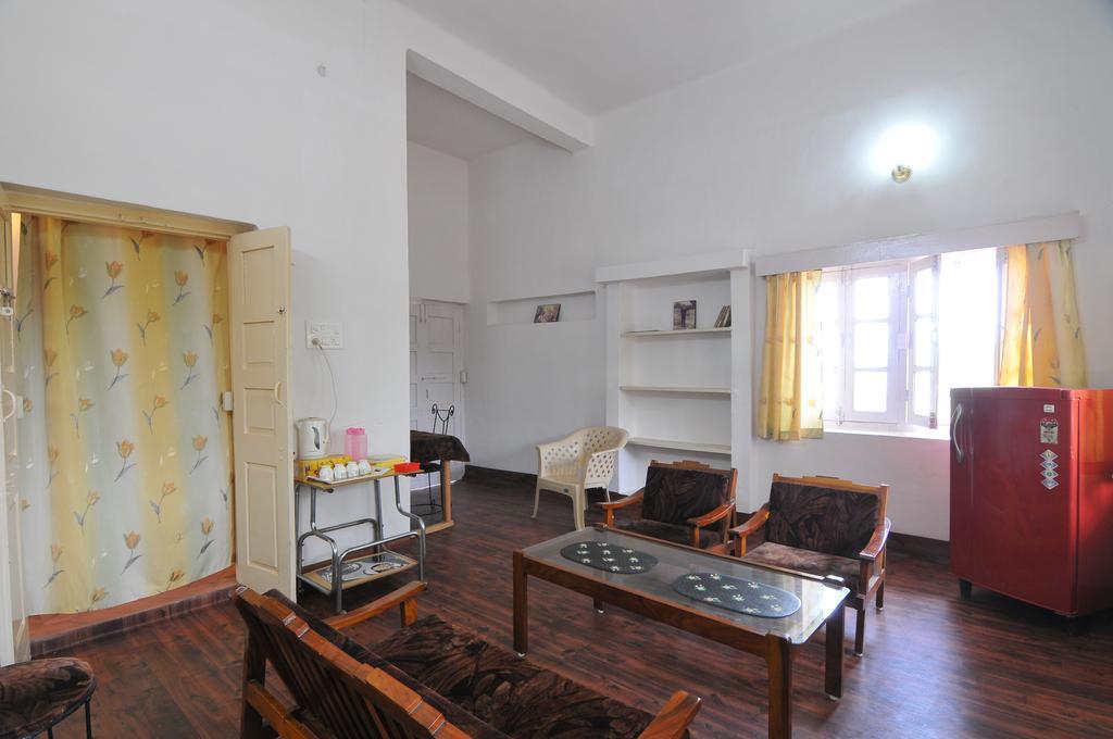 Jheelam Homestay Bhopal Buitenkant foto